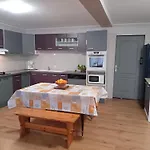 La Bergerie De Lavernhe 게스트하우스 4*