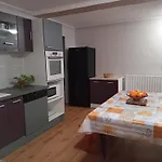 La Bergerie De Lavernhe 게스트하우스 4*